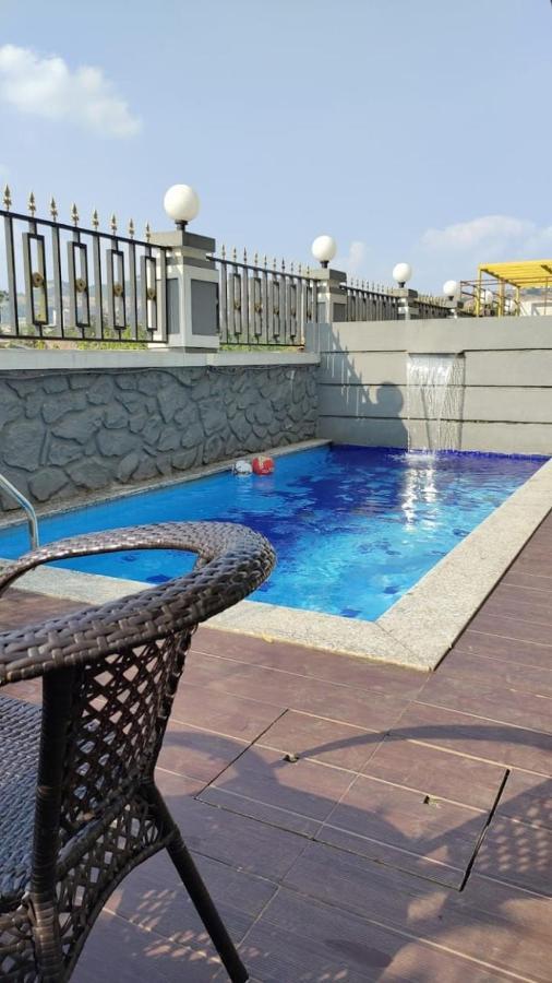 Mannat Squeeze 3Bhk Villa โลนาวาลา ภายนอก รูปภาพ