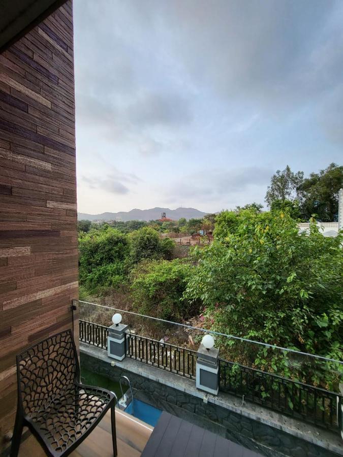 Mannat Squeeze 3Bhk Villa โลนาวาลา ภายนอก รูปภาพ